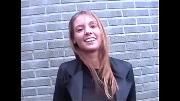 Flemish Stephanie fucked in a car (Belgian Stephanie fucked in car toplam Tube'u izleyin