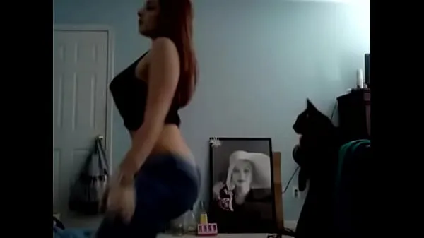 Přehrát celkem Millie Acera Twerking my ass while playing with my pussy Tube