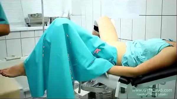 Se beautiful girl on a gynecological chair (33 totalt Tube