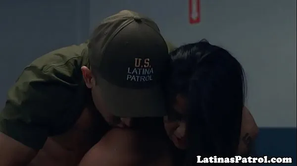 Watch Curvy latina drilled by US border patrol total Tube