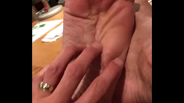 Přehrát celkem Male Feet Artist soles Tube