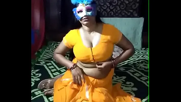 Nézze meg összesen indian hot aunty show her nude body webcam s ex video chatting on chatubate porn site enjoy on cam fingering in pussy hole and cumming desi garam masala doodhwali chubby indian csatornát