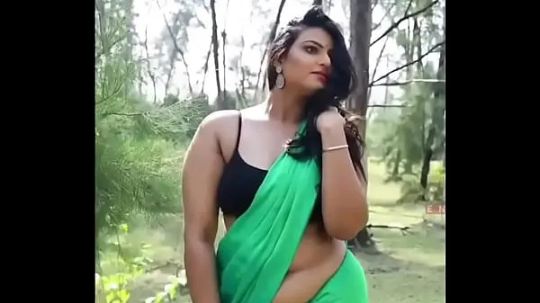 Mallu hot lady कुल ट्यूब देखें