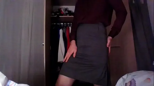 Pozrieť celkom Sexy crossdresser secretary ejaculating just for you in silk and skirt Tube