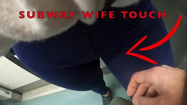 Přehrát celkem My Wife Let Older Unknown Man to Touch her Pussy Lips Over her Spandex Leggings in Subway Tube