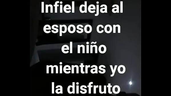 Ver Su esposo cuidando el bebé, ella cuidando mi verga tubo total