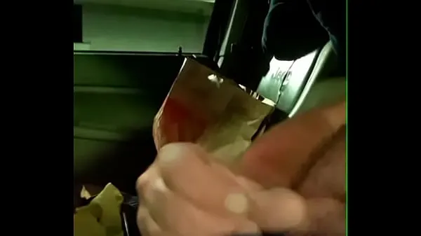 Pozrieť celkom Jerking off outside in the car and cumming Tube