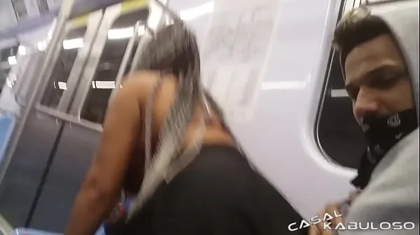 Sehen Sie sich insgesamt Ein Quickie in der U-Bahn - Caah Kabulosa - Vinny Kabuloso Tube an