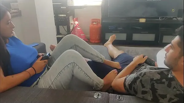 Nézze meg összesen fucking my friend's girlfriend while he is resting csatornát