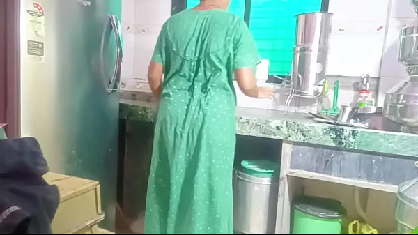 شاهد Indian hot wife morning sex with husband in kitchen very hard Hindi audio إجمالي الأنبوبة