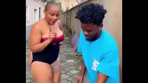 Tonton Big ass naija babe with big ass and great body in a flip Bottle Challenge where you strip for every loss total Tube