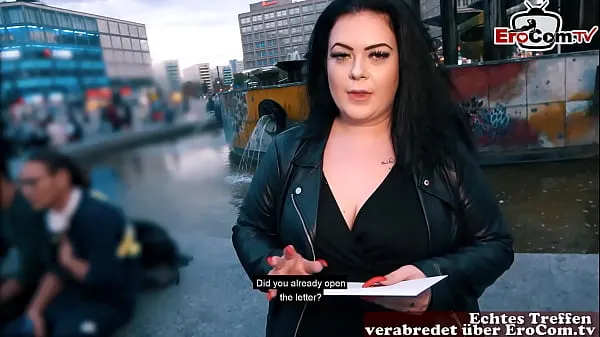 German fat BBW girl picked up at street casting कुल ट्यूब देखें