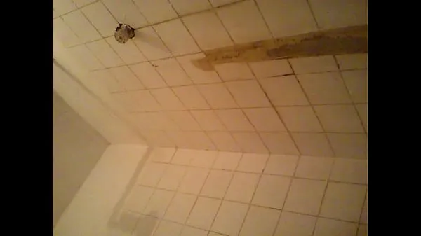 Oglądaj the barth shower cały kanał